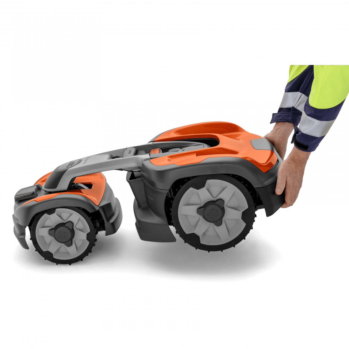 Robot tondeuse HUSQVARNA Automower 535 AWD – GPS Connecté – Image 3